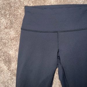 Lululemon leggings size 6